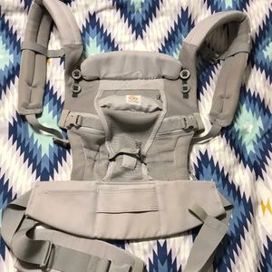 Ergobaby Adapt cool air mesh in pearl grey